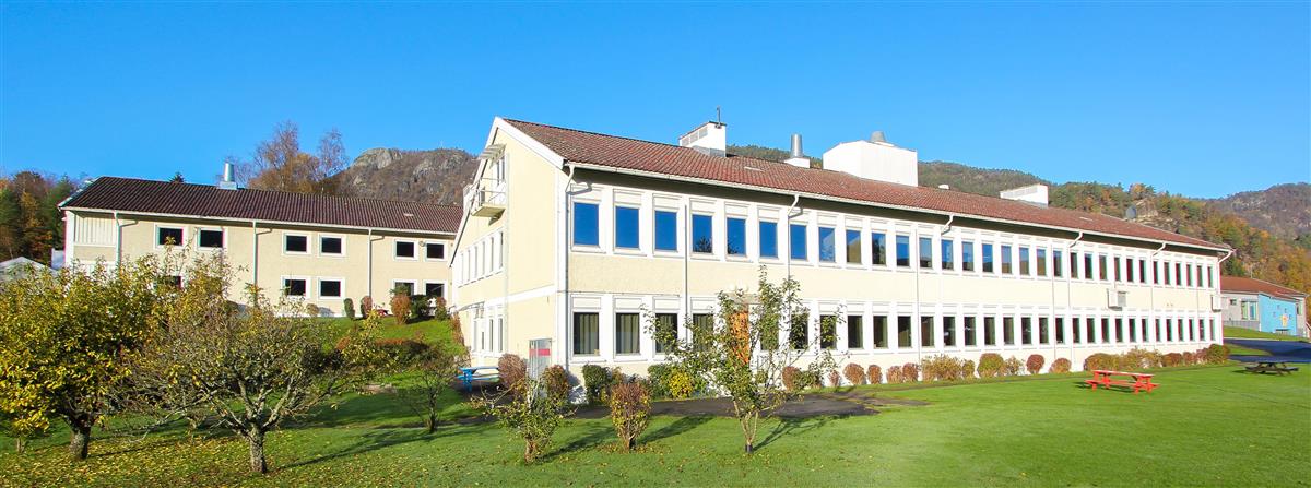 Bilde av skolen i Kvinesdal - Klikk for stort bilde